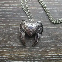 vintage heart with wings