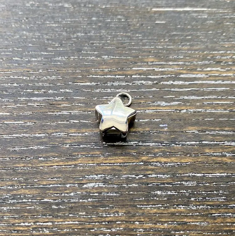 Star charm memorial keepsake