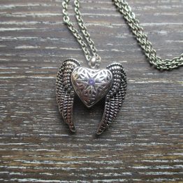 vintage heart with wings