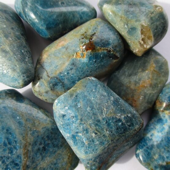 Apatite tumble - blue