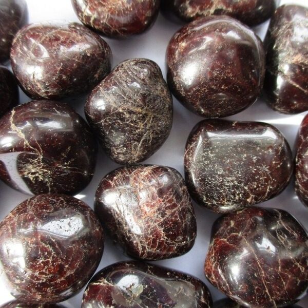 Garnet tumble