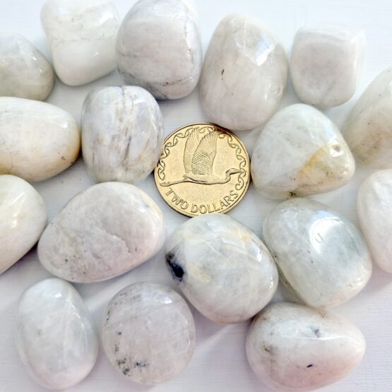 Moonstone tumble medium