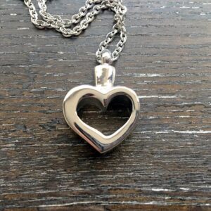 Heart outline memorial pendant