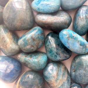 Apatite crystal tumble
