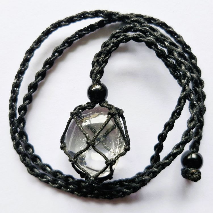 Macrame crystal necklace with crystal