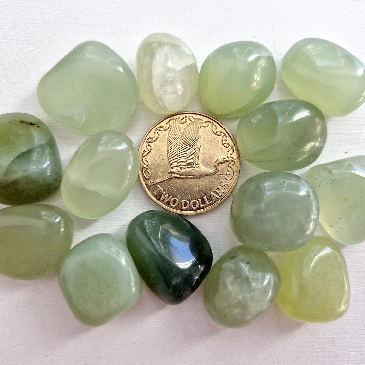 Jade tumbled crystal small