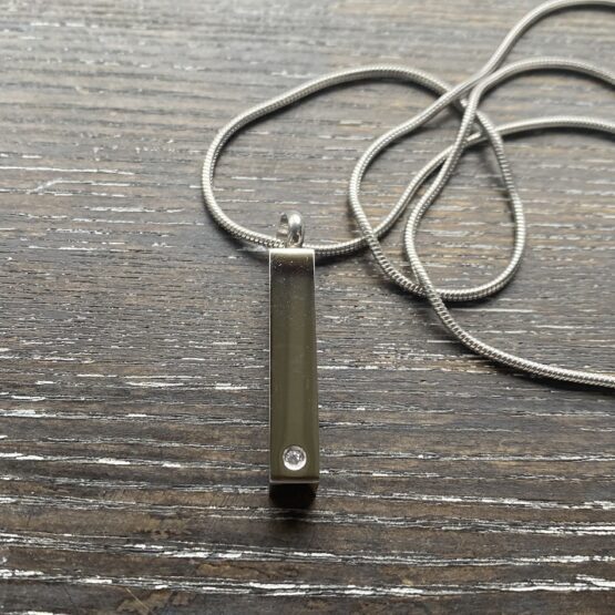 Bar with Zirconia Memorial Pendant