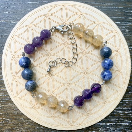 Emotional Balance bracelet with parrot clasp and extension chain