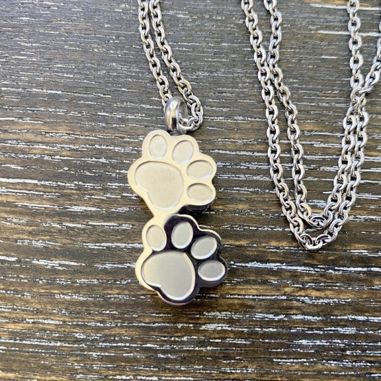 2 paws memorial pendant