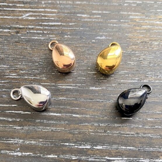Teardrop charms x 4