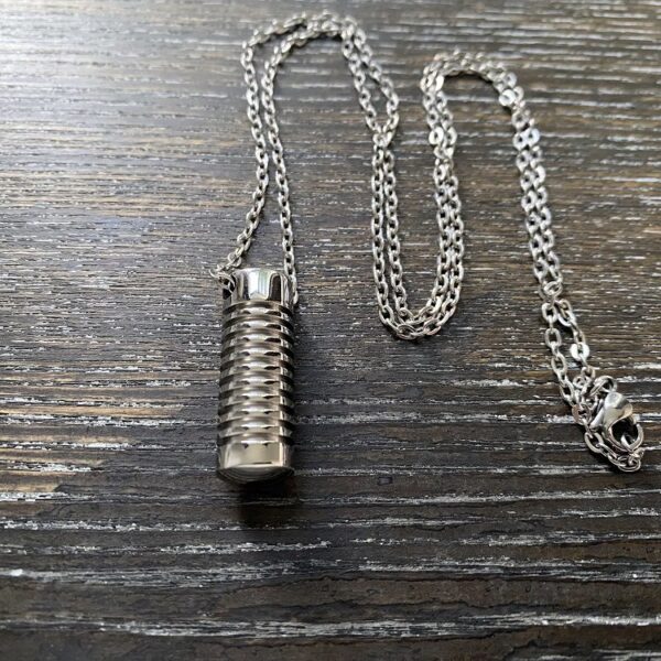 Ridged cylinder memorial keepsake