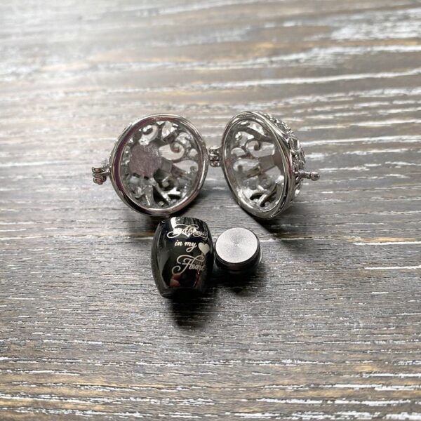 Vintage filigree ball with urn pendant open
