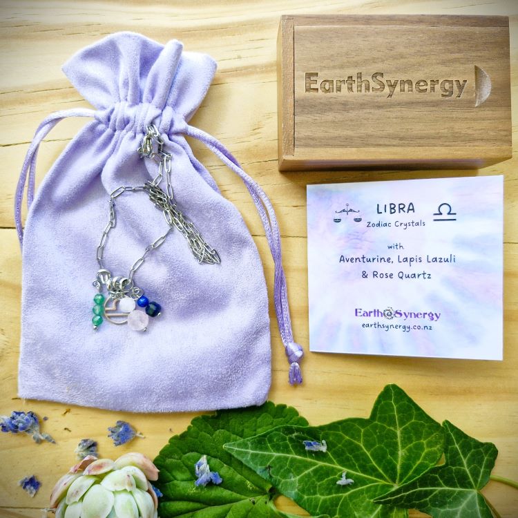 Libra necklace package