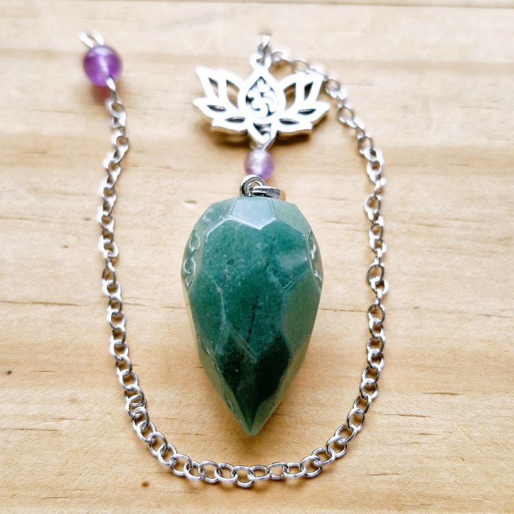 Aventurine faceted pendulum with Lotus charm