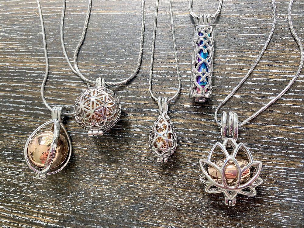 Pendants with urns group shot